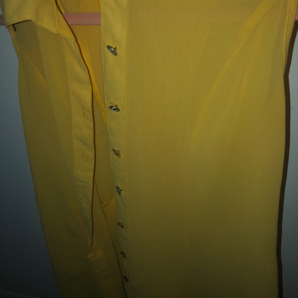 Yellow top - Picture 3 of 4